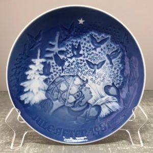 1981 Bing & Grøndahl Christmas plate